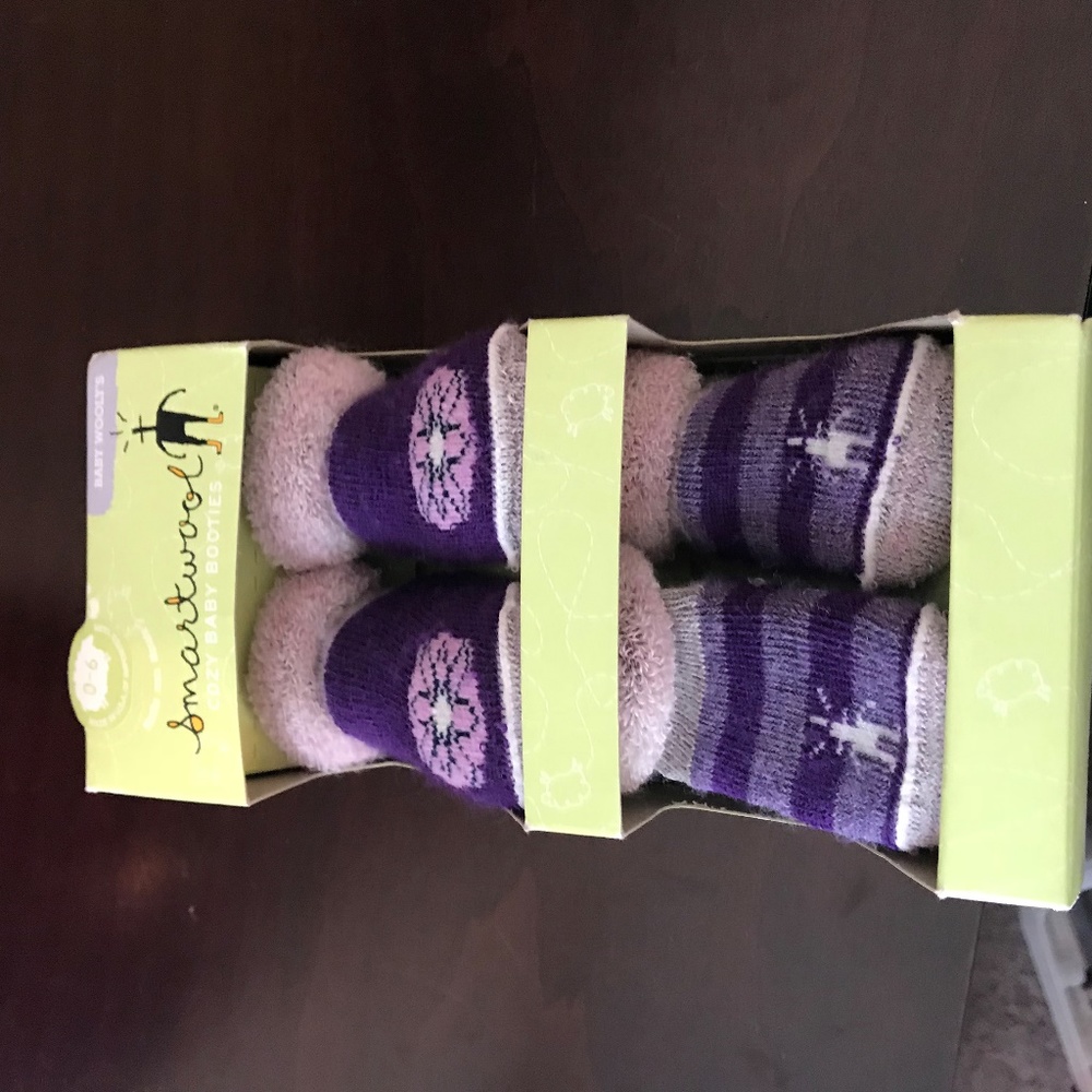NWT SmartWool Cozy Baby Booties